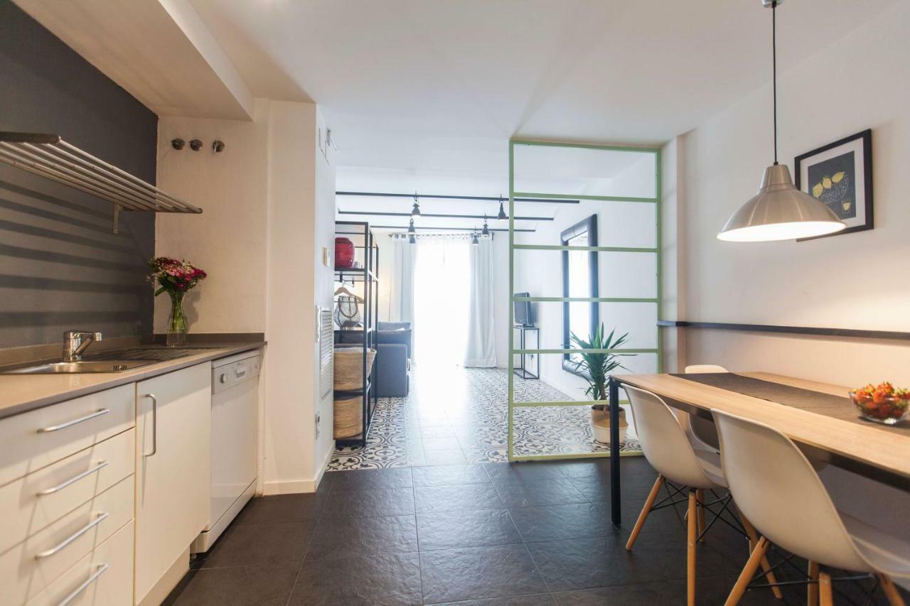 Short Stay Group Liceu Serviced Apartments Барселона Екстер'єр фото