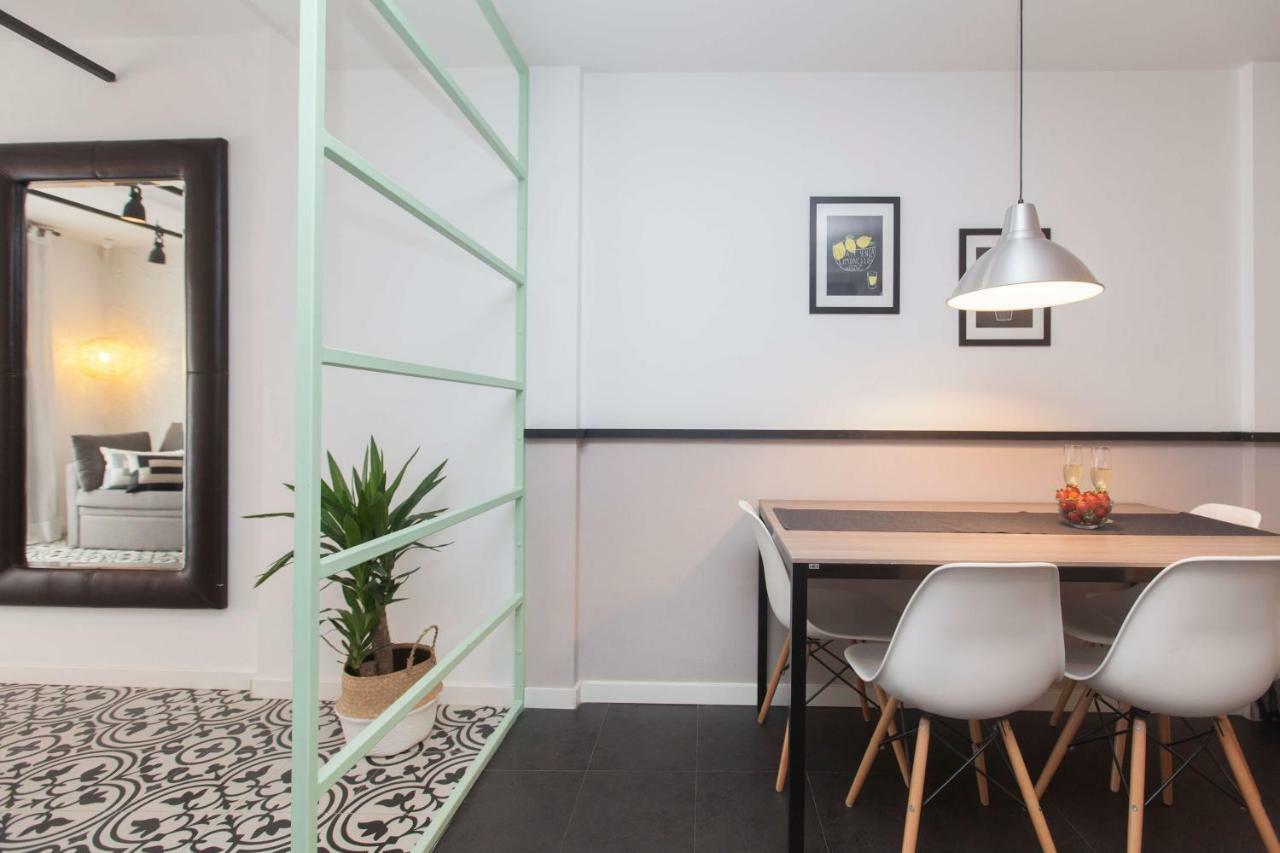 Short Stay Group Liceu Serviced Apartments Барселона Екстер'єр фото