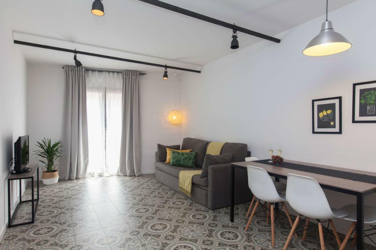 Short Stay Group Liceu Serviced Apartments Барселона Екстер'єр фото